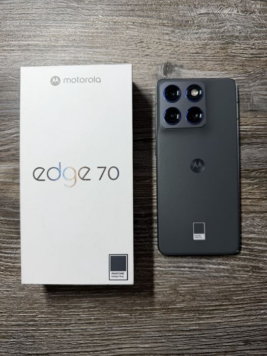 Motorola edge 70 12/512гб