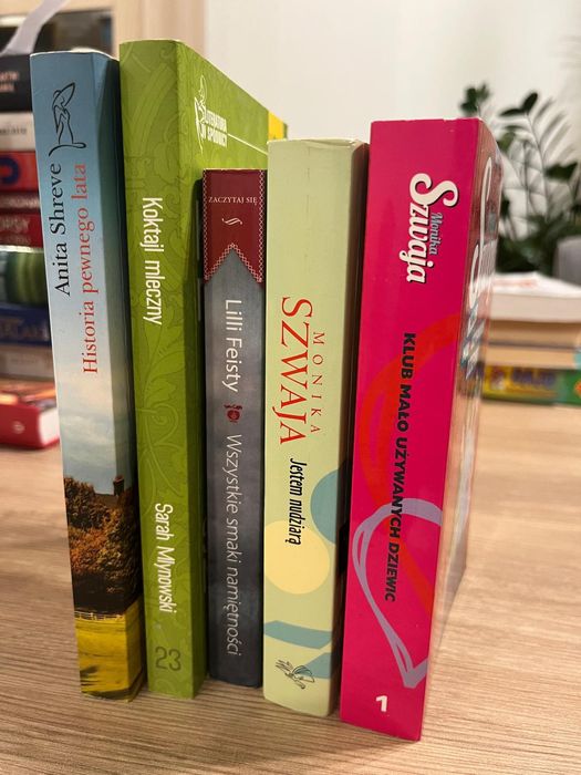 Ksiażki, Monika Szwaja i inni, zestaw książek 5szt.