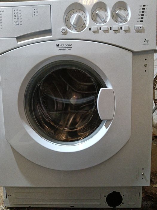 Entrega garantia máquina de roupa Ariston hotpoint encastre 7 kg