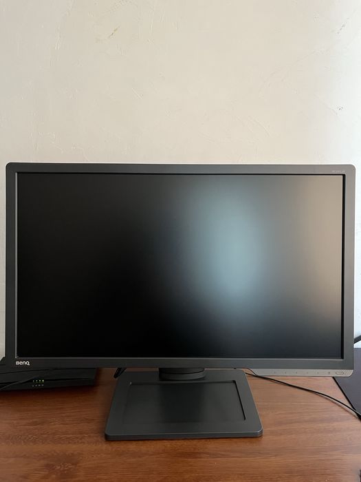 BenQ XL2411P 24″ 144Hz Full HD ігровий монітор, ідеальний стан