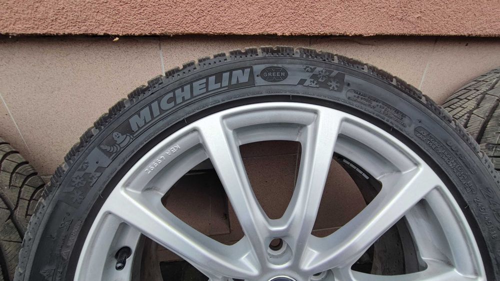 Felgi z oponami plus czujniki ciśnienia