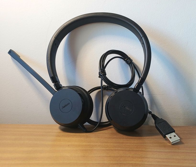 Headset Jabra Evolve (USB) – Novo / Nunca usado