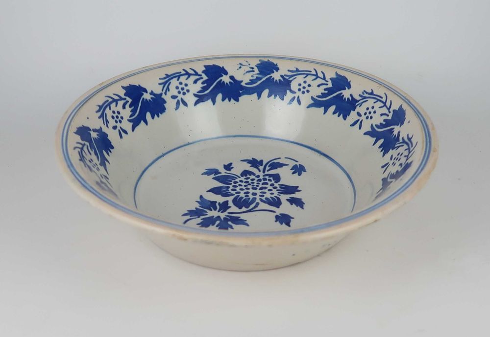 Taça em faiança Portuguesa Séc. XIX - 21.5 cm
