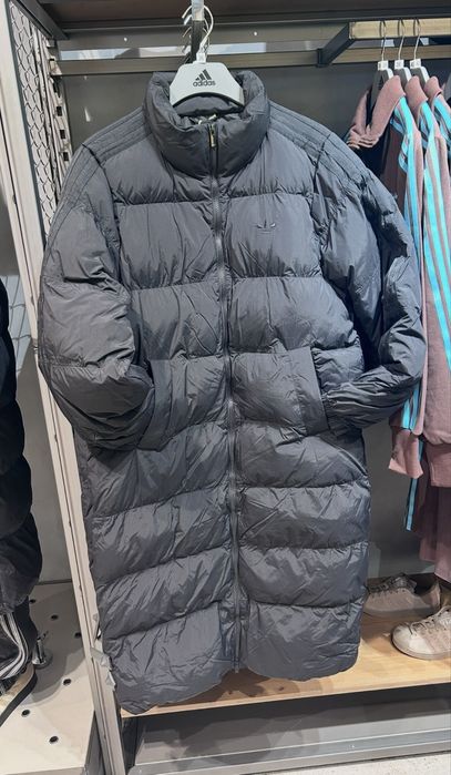 Продам оригінальний пуховик  Adidas