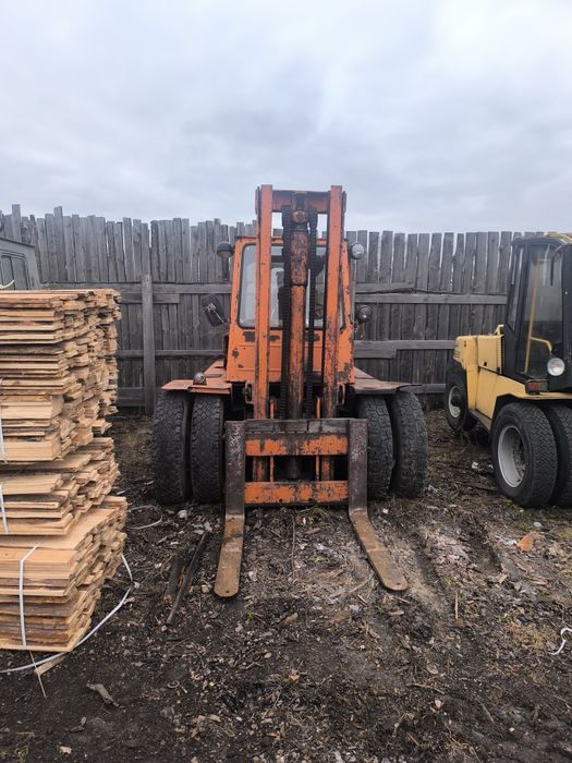 Львівський навантажувач