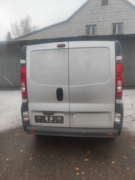 Renault Trafic drzwi przednie