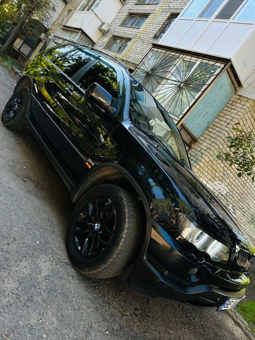 Продам BMW x5 e 53