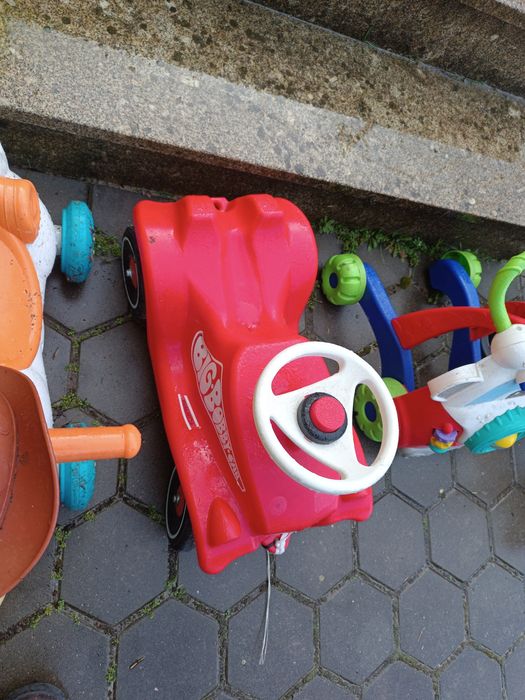 Diversos triciclos / carrinhos