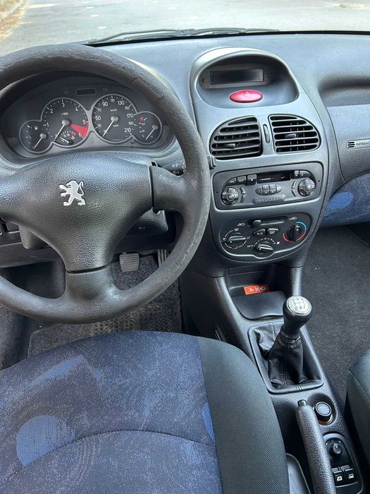 Peugeot 206 2.0 HDi, de Setembro 2000 com < 203.000 km