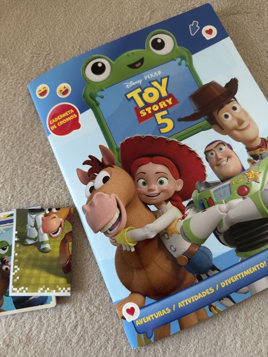 Troca/ venda cromos toy story 5