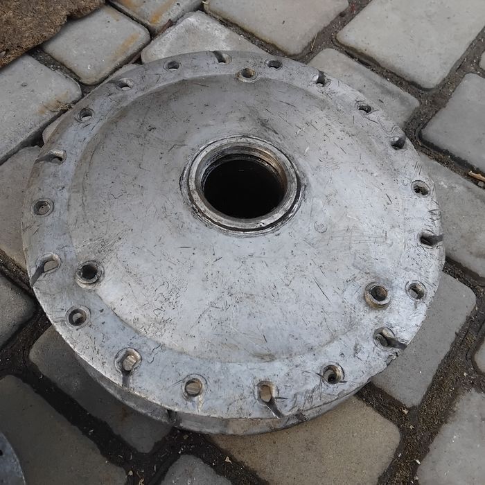 Мотозапчастини ступиця