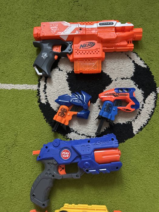 Pistolet Nerf maly, sredni, duzy, magazynki