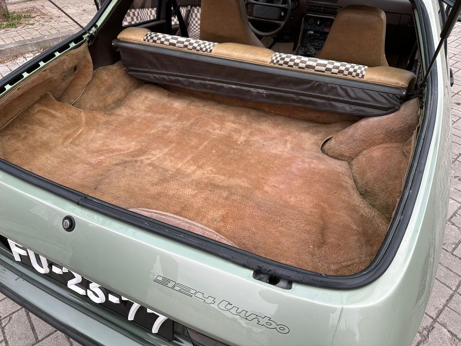 Porsche 924 — fotografia 10