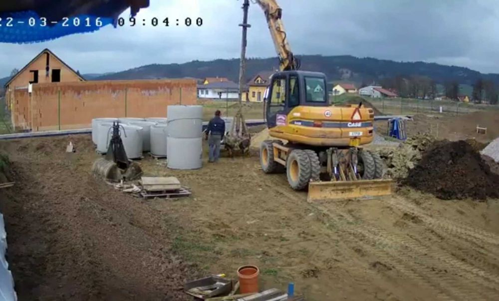 Kopanie studni stawu szamba fundamentów basenu drogi kanalizacji prądu