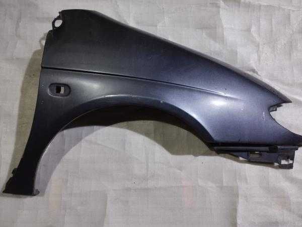 GUARDA LAMAS FRT DRT RENAULT MEGANE I | 95 - 04 l 136095