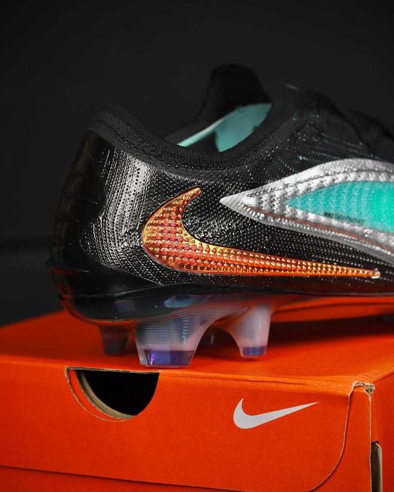 Футбольні Бутси Nike Phantom GX 3 Elite FG, бутси Найк Фантом 36-44
