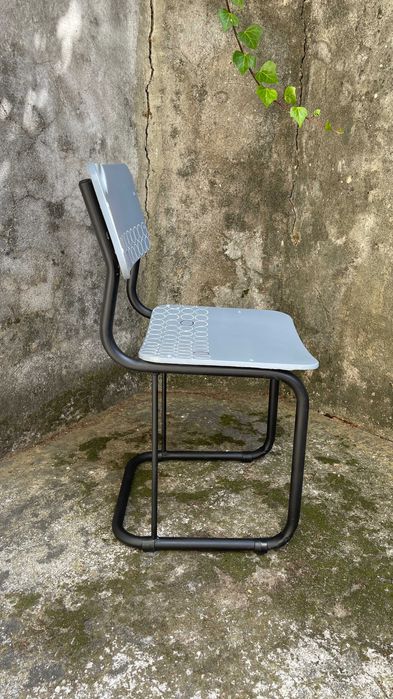 Retro Cadeira Escola - renovada
