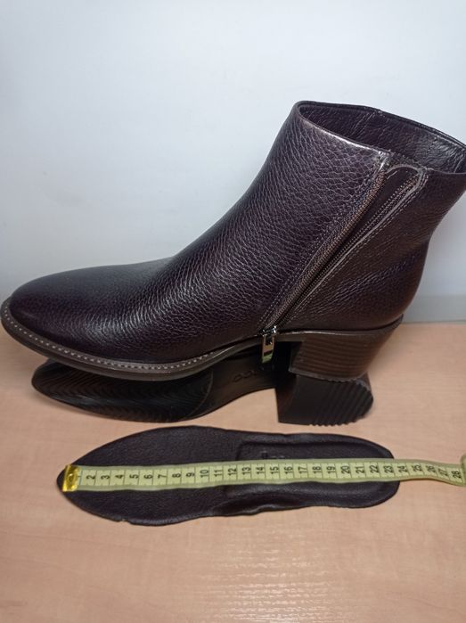 Жіночі черевики ECCO SHAPE 35р.