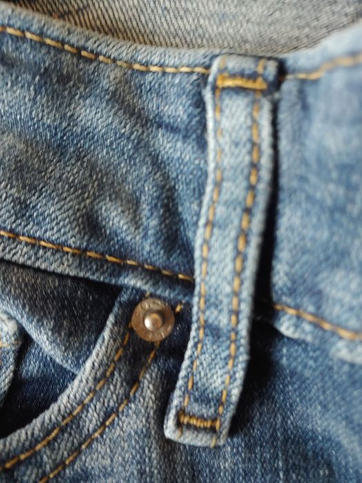 Джиниси Levi's , Universal Thread, Mango - оригінал