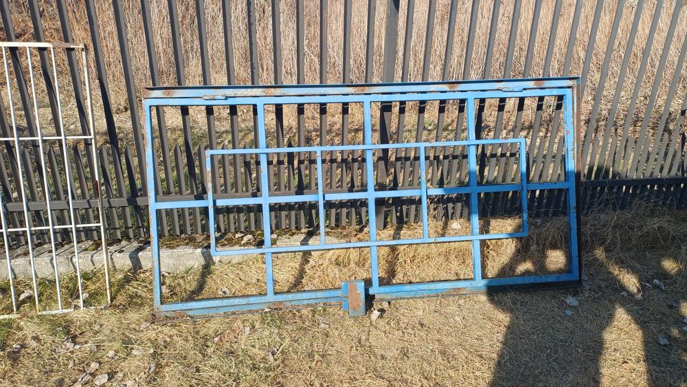 Krata drzwi do kontenera