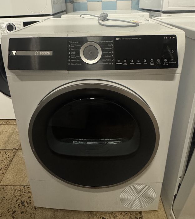 Máquina de Secar Roupa BOSCH WQH246B0ES (9 kg - Bomba de Calor