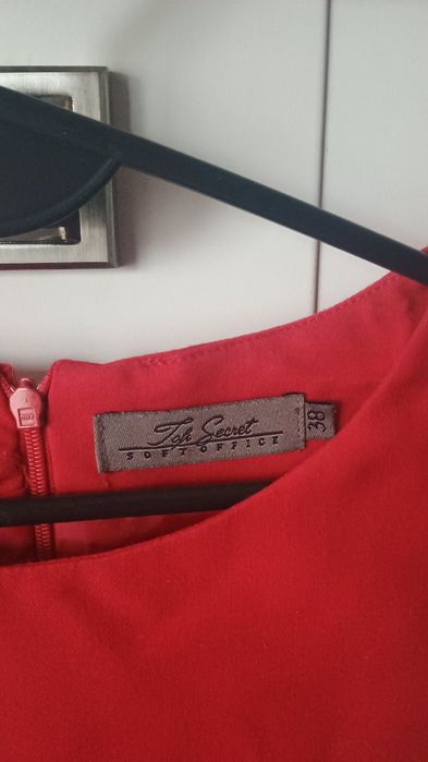 Czerwona Sukienka taliowana 38 top secret
