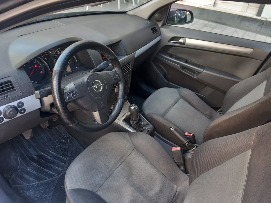 Opel astra caravan