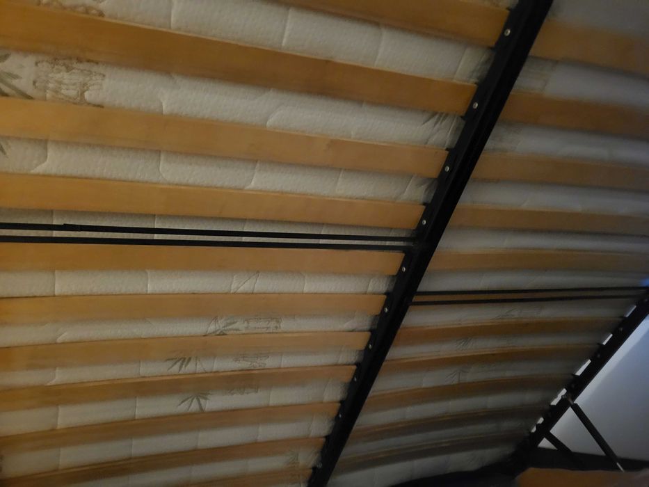 Łóżko z materacem Transport gratis