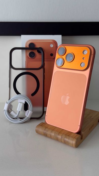 Apple iPhone 17 Pro 256GB 100% "laranja" + caixa original, cabo, capa e fatura