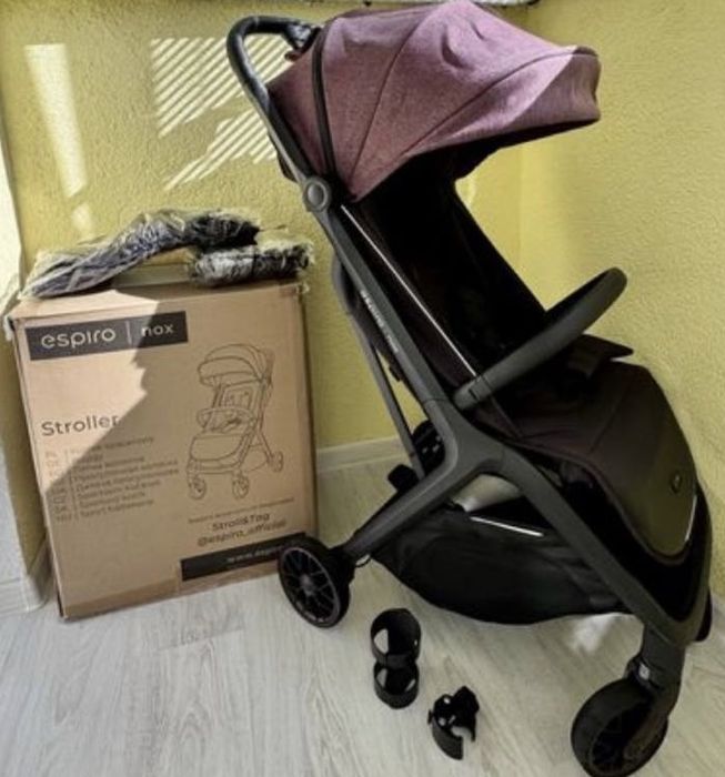 Прогулянковий візочок