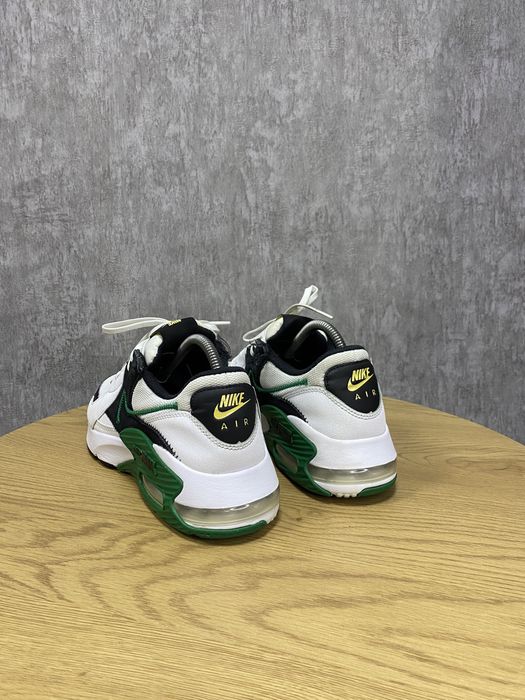 Оригінальні чоловічі кросівки Nike Air Max Excee.