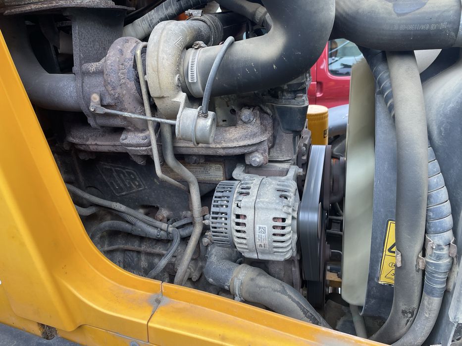 Koparko ładowarka JCB 3CX AEC