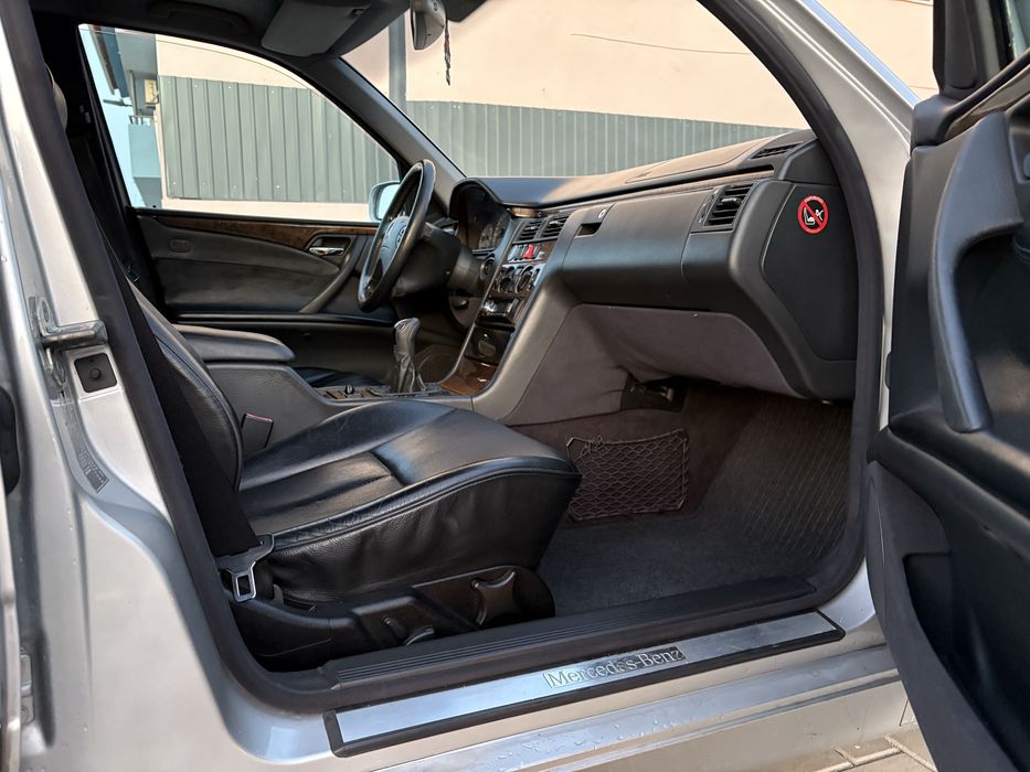 Mercedes-benz  E-240  Gasolina Avantgarde