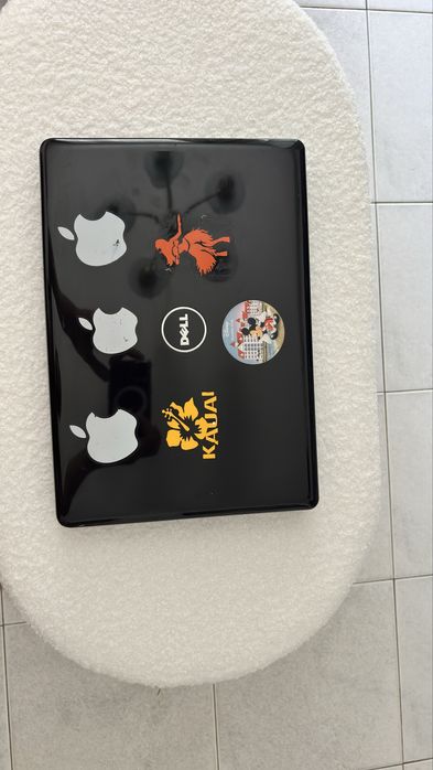 DELL Laptop Working64584477466882120