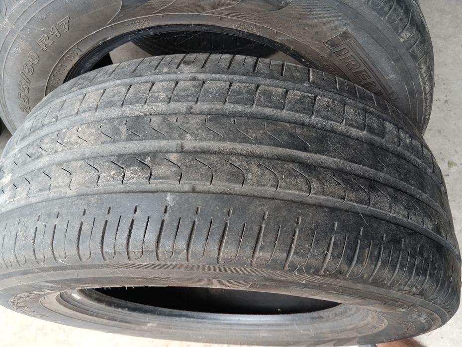 Шини колеса R17 255/60 Pirelli, 4 міліметрів в доброму стані