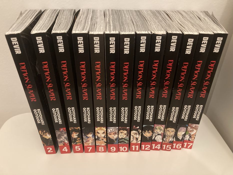 Livros Demon Slayer