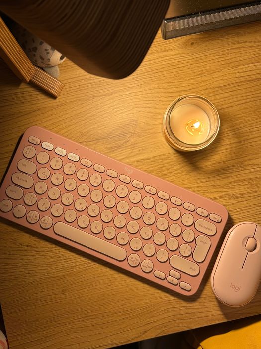Бездротові клавіатура та мишка від Logitech