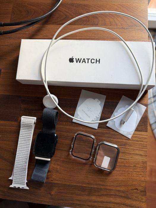 Apple Watch SE 2023 44mm Aluminio meia noite