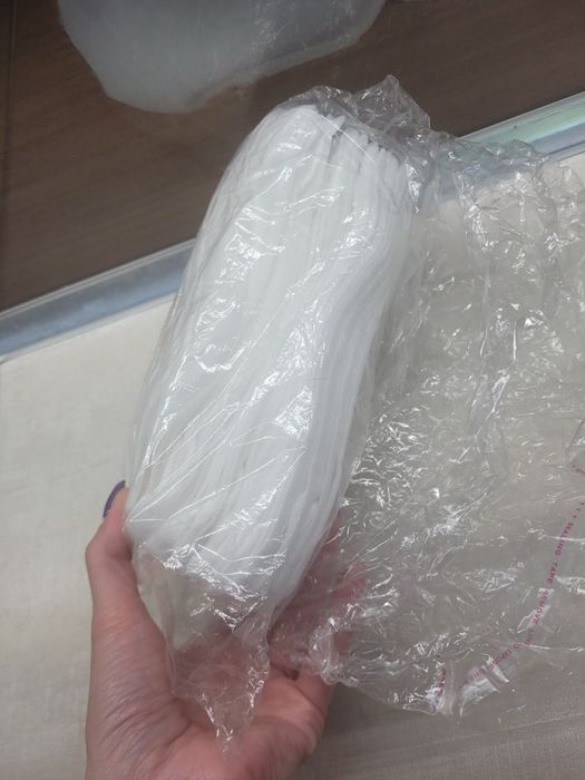 Маски медичні білі 35 штук Белые маски медицинские