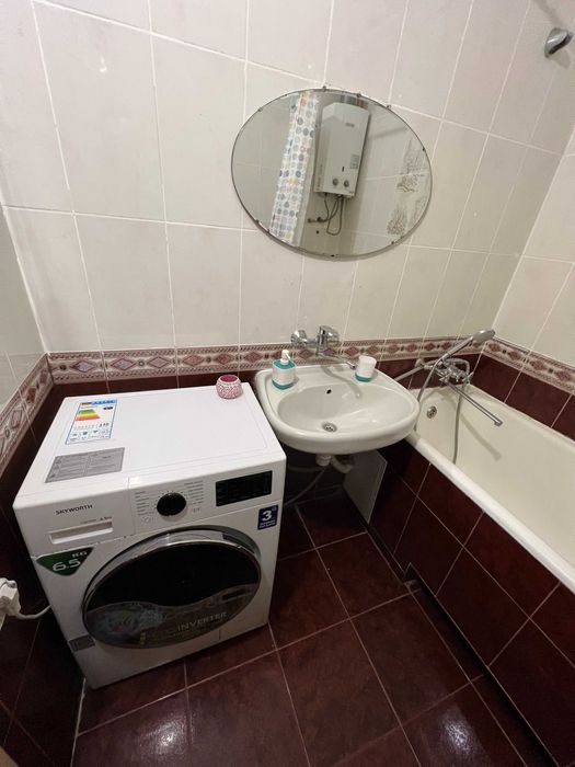 Хостел Печерська! Легко дістатись без ліфта! Теплота та  світло!