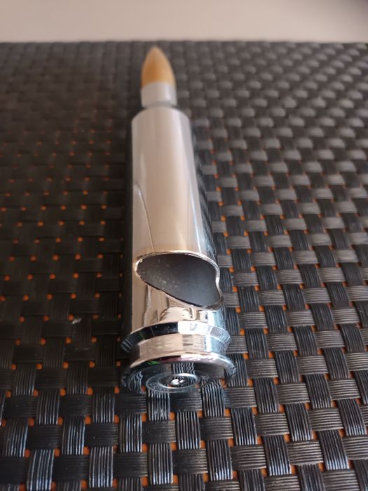 Otwieracz do butelek nabój , pocisk