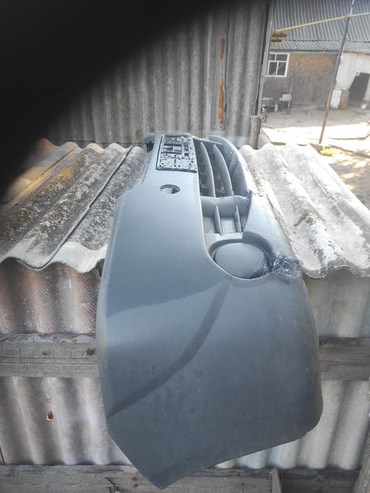 Бампер под ремонт трафик виваро