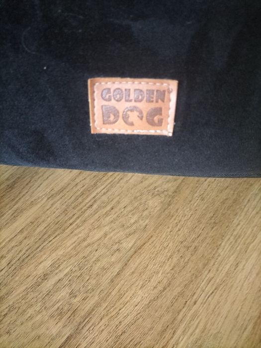 Legowisko welurowe dla psa czarne golden dog lux korona M
