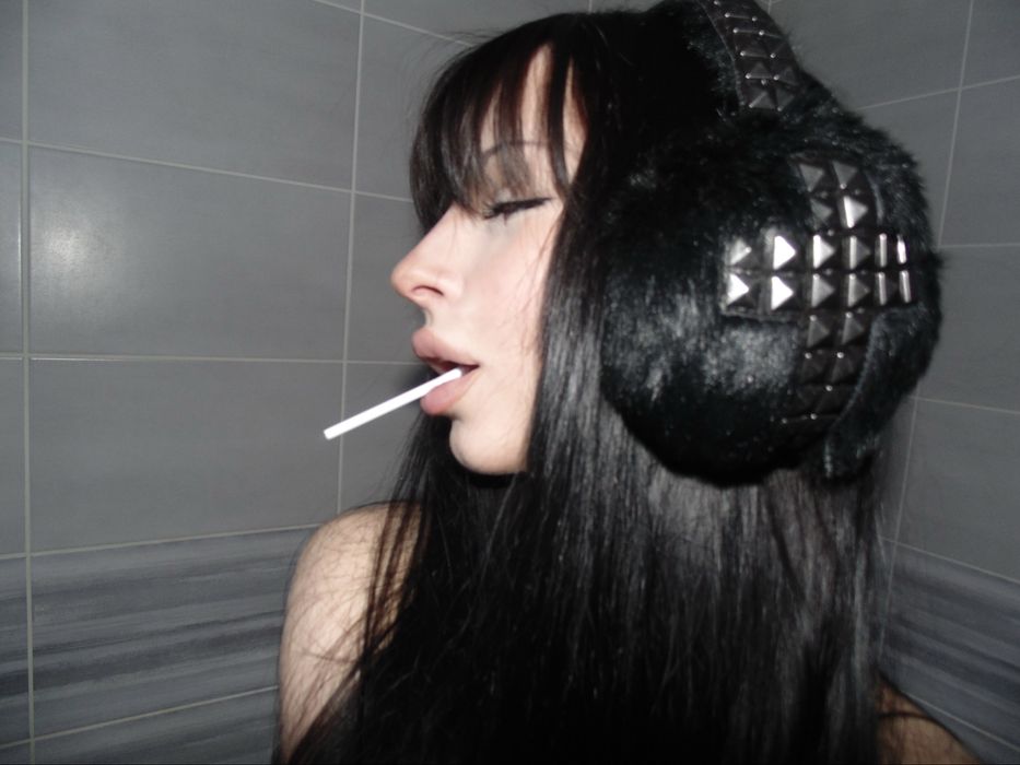 Теплі навушники зимові з хрестиками шипи піраміди minga london dollskill y2k killstar new rock