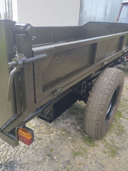 Прицеп  самоскид 
габарити прицепа
4,40х185см

Кузов 
146х 33