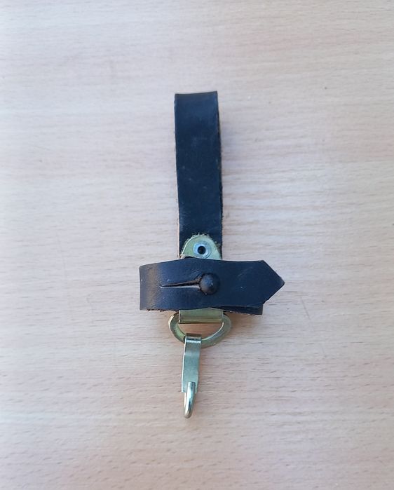 Подвес, тренчик на штык нож, підвіс на багнет ніж.