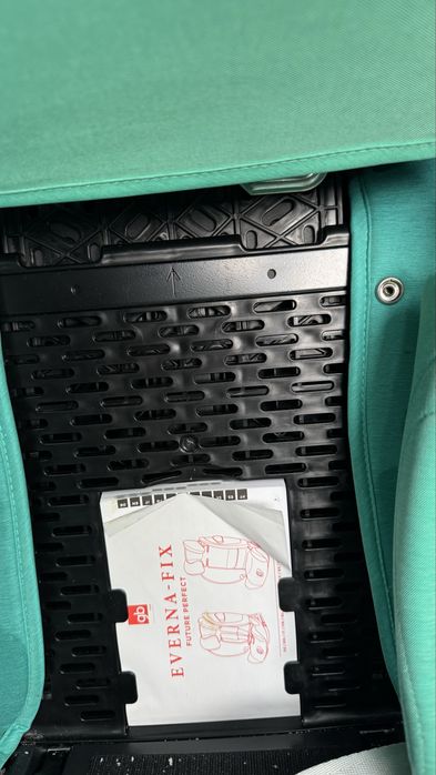 Продам Автокрісло Everna-fix, 9міс-12 років