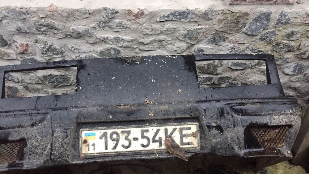 Бампер задній «надгробє»