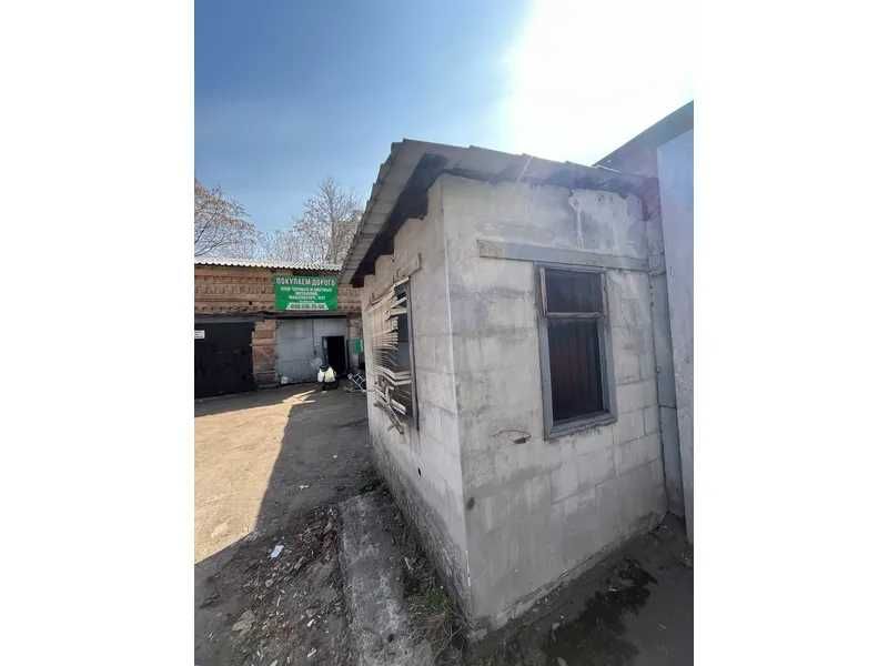 ЄМК ДП Укркольорпром, 1370,4 кв. м, вул. Старокозацька, 34А