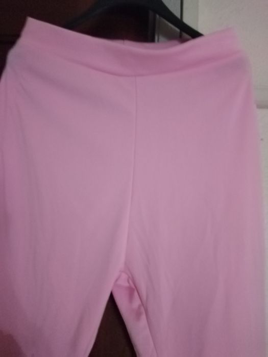 Calcinha Rosa tam M só 4€ excelente estado usadas so 2 vezes